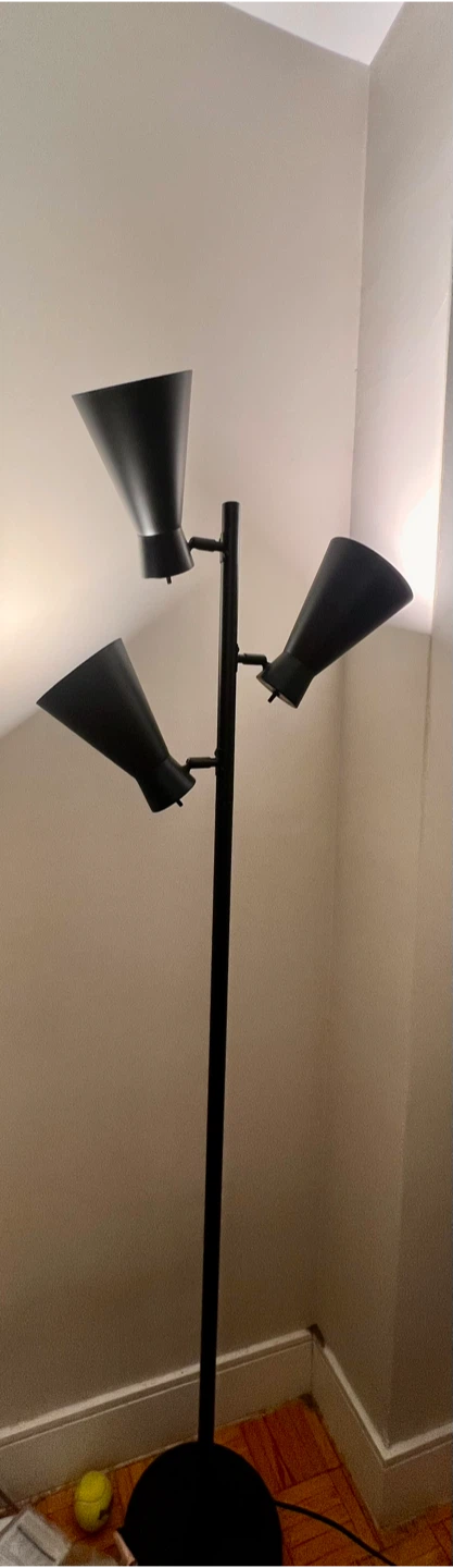 Black 3-Light Floor Lamp - photo 2