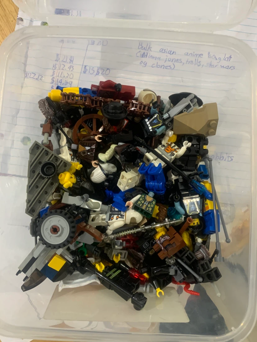 bulk lego minifigure lot