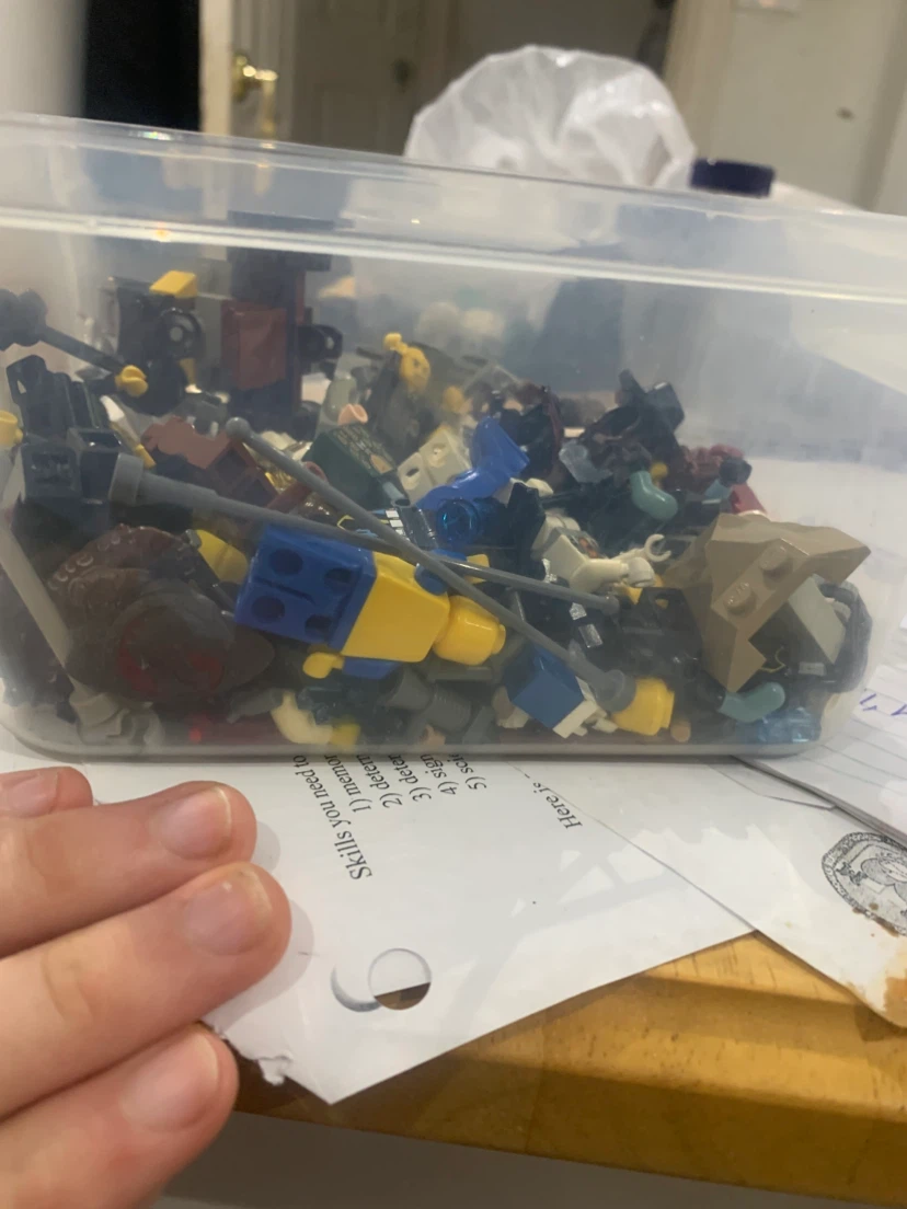 bulk lego minifigure lot - photo 2