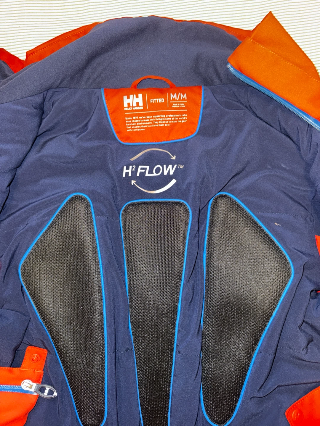 Women’s Helly Hansen - Size M - photo 2