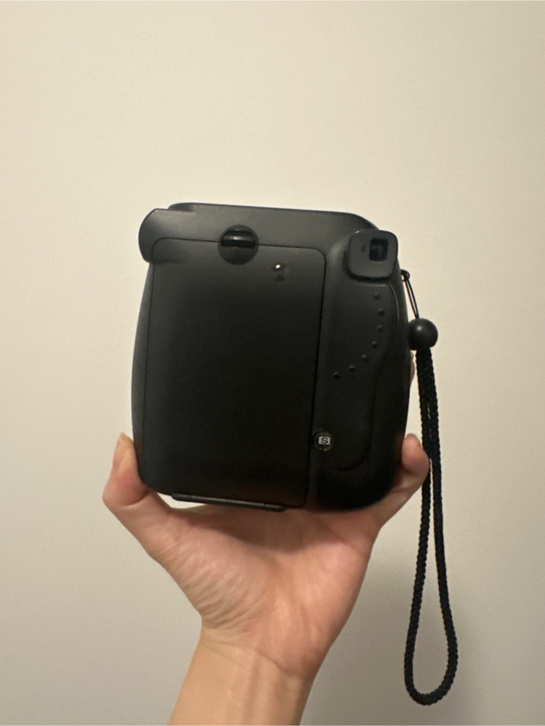 Fujifilm Instax Mini 8 Instant Camera - Black - photo 2