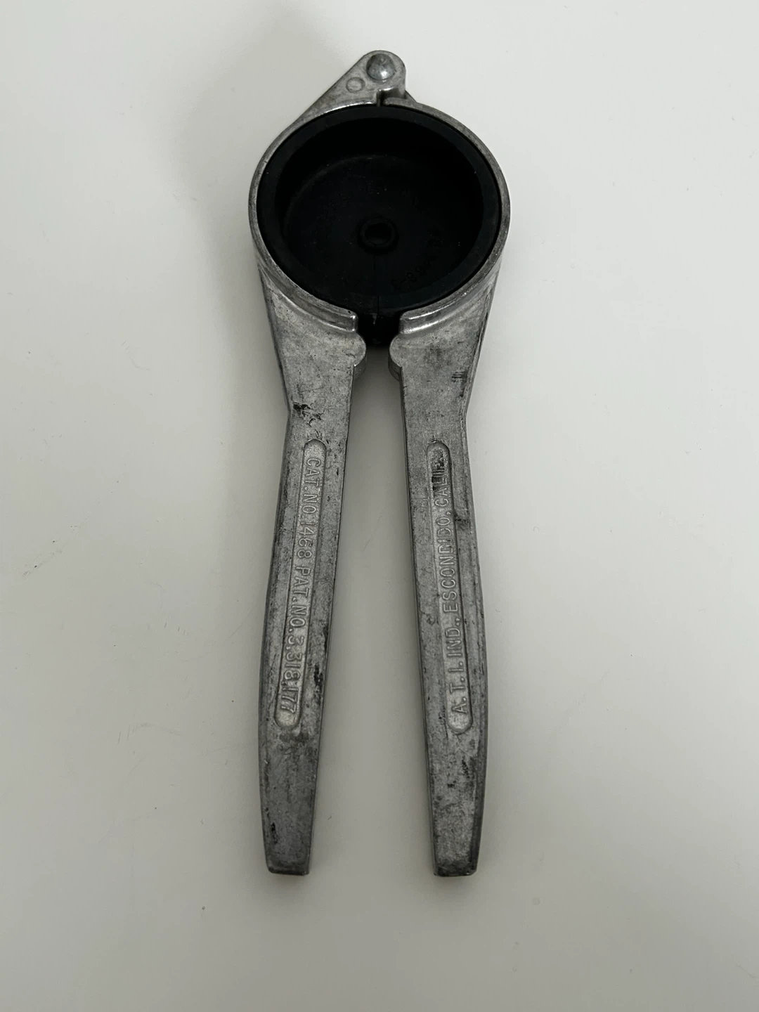ATI IND Escondido CA No 1468-3 Handet Cap Remover