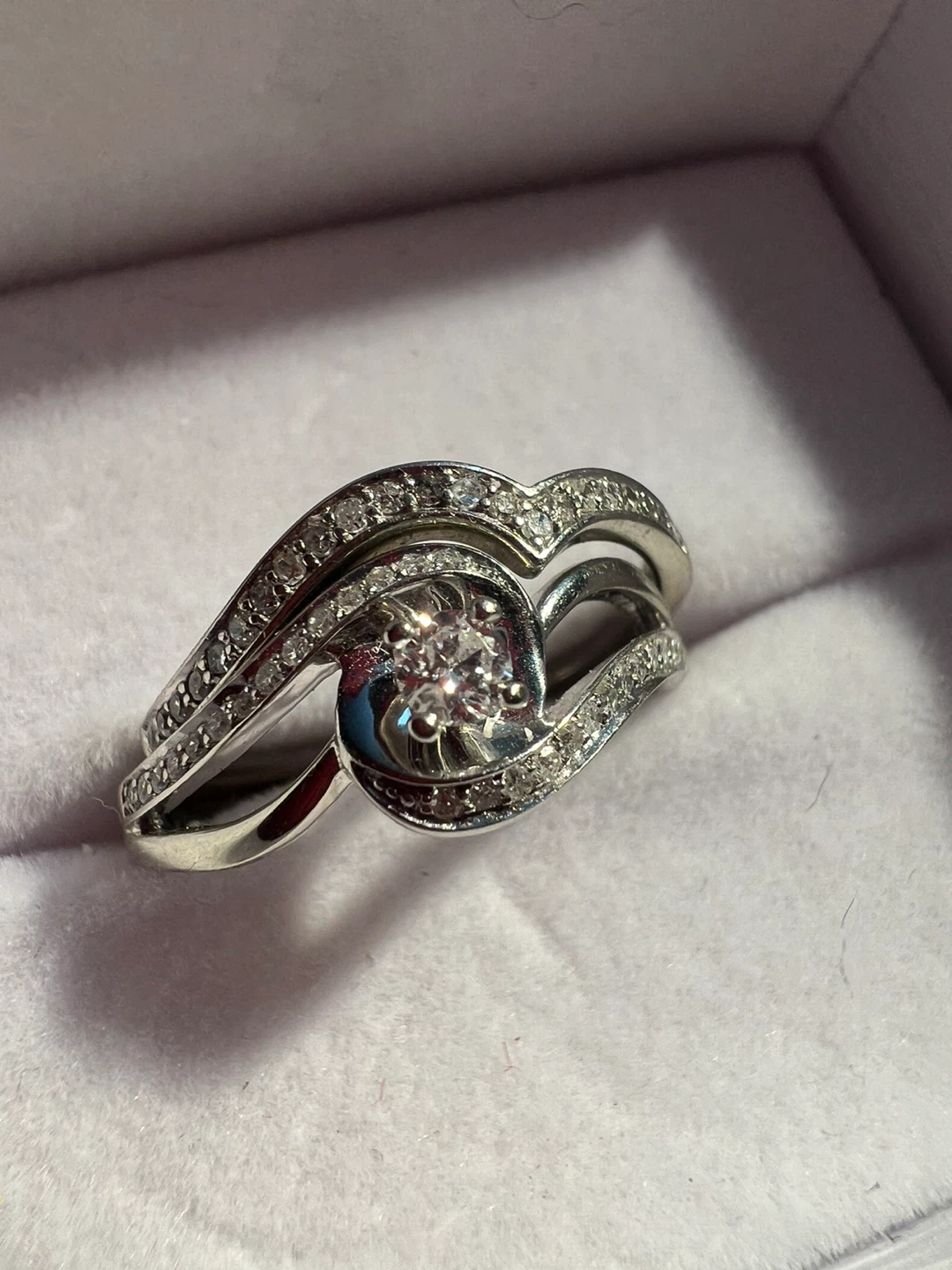 10K White Gold Diamond Bridal Ring Set