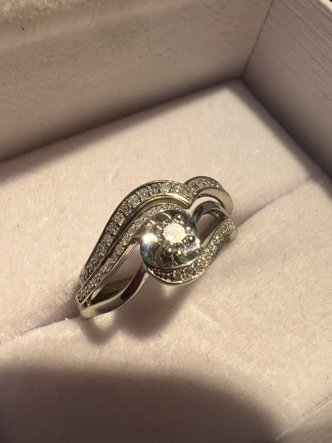 10K White Gold Diamond Bridal Ring Set - photo 4