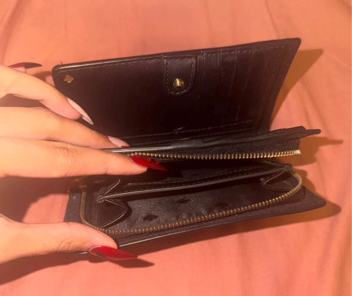 Kate Spade New York Glitter Wallet - photo 4