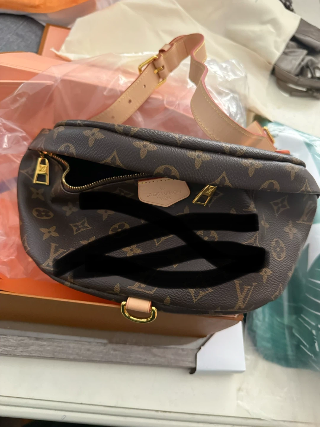 Louis Vuitton Bumbag Monogram - photo 4