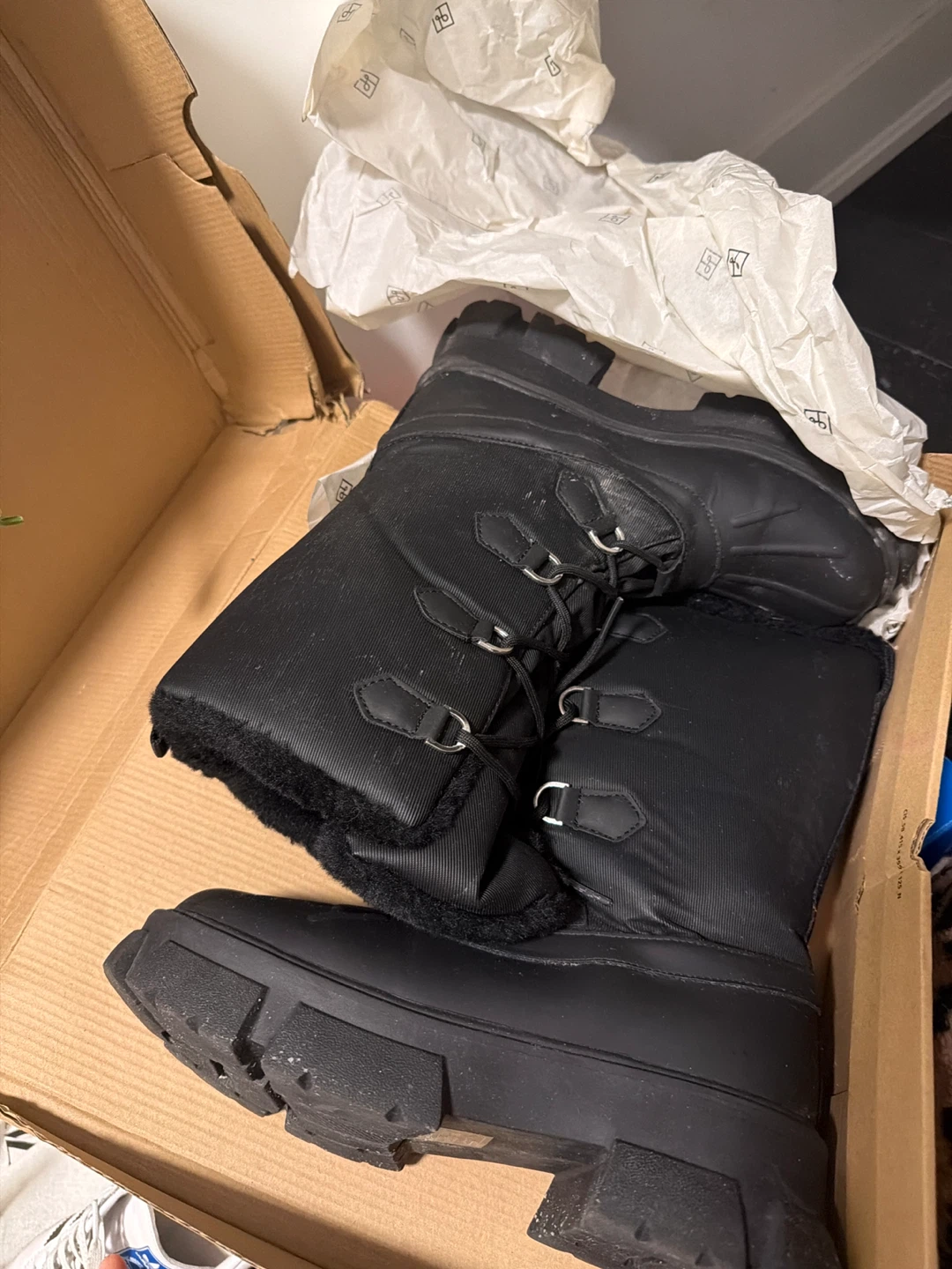 Black Winter Boots