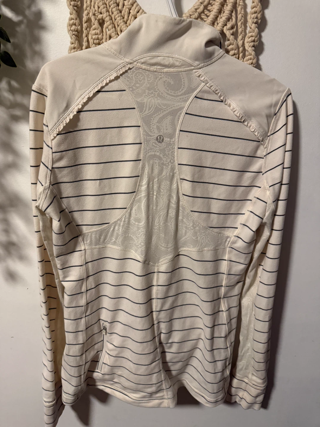 Lululemon Striped Half-Zip Pullover - photo 2