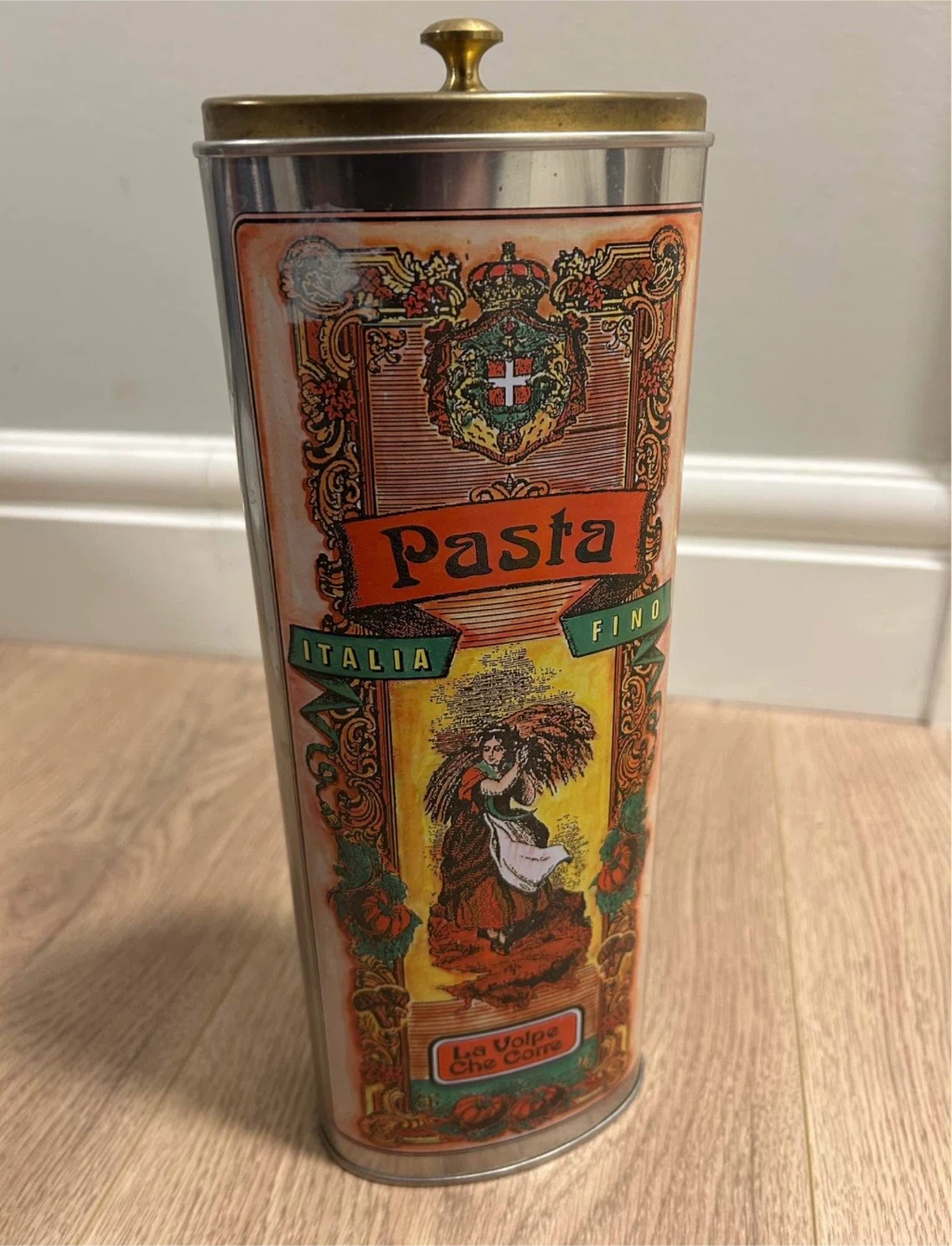 Pasta Italia Fino La Volpe Che Corre Lidded Tin Canister Divided - photo 2