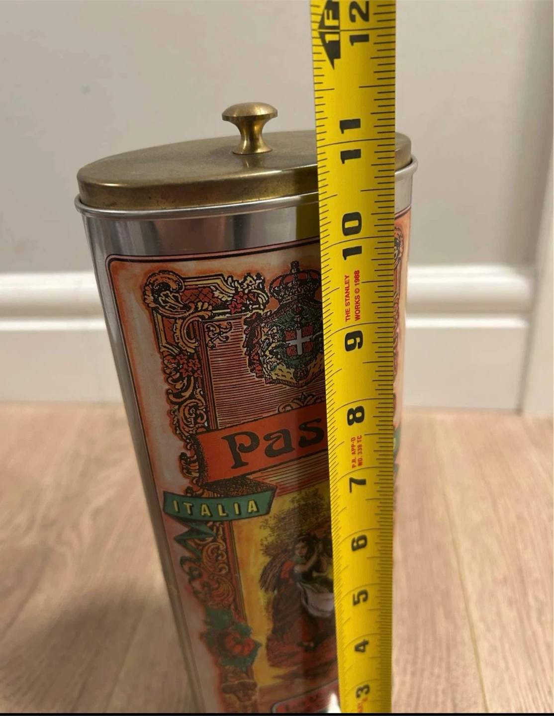 Pasta Italia Fino La Volpe Che Corre Lidded Tin Canister Divided - photo 4