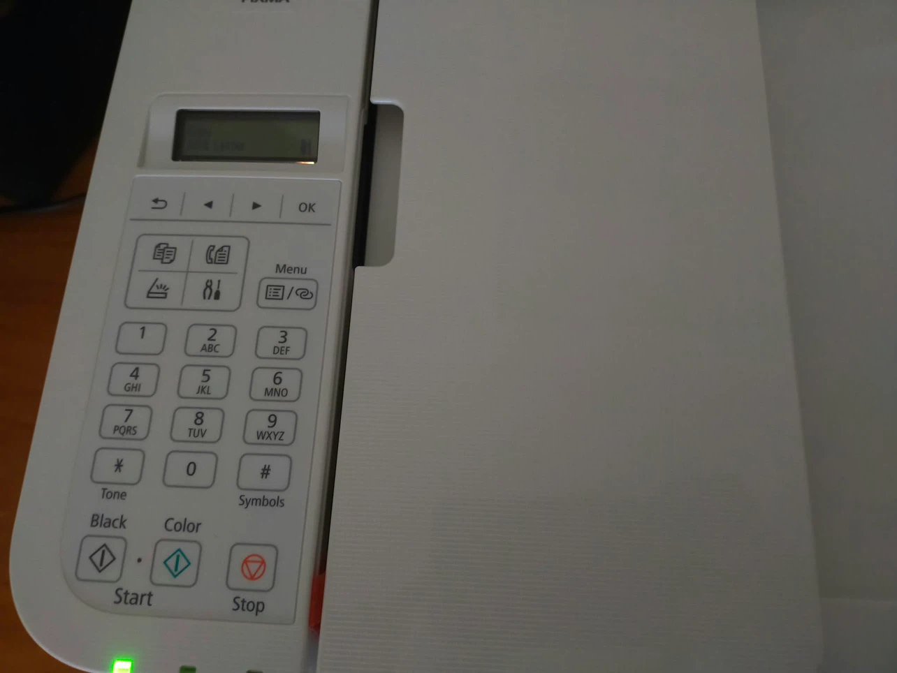 Canon PIXMA TR4720 Wireless Printer - photo 2