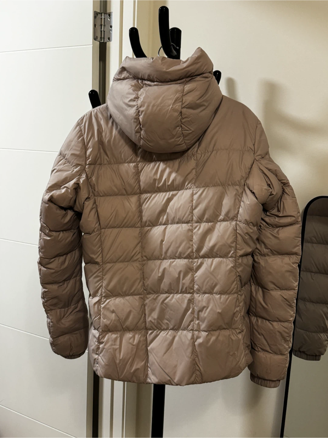 Canada Goose Abbott Hoodie Jacket – Size XL - photo 4