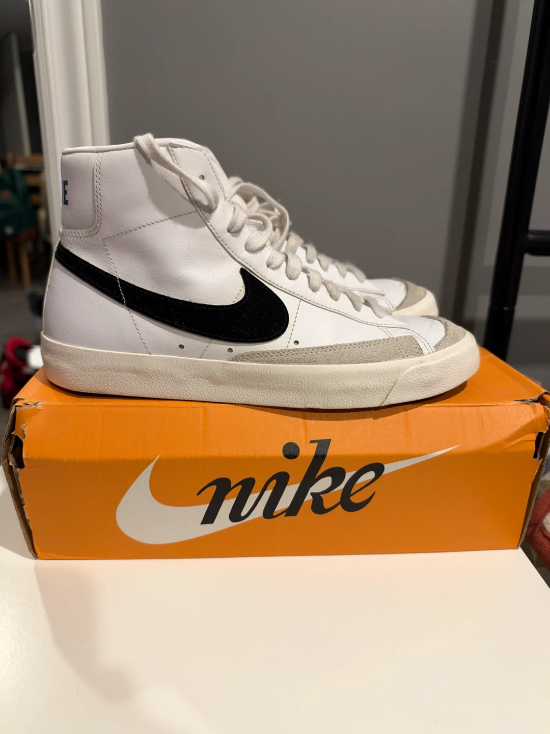 Nike Blazer Mid '77 VNTG White/Black Size 9.5