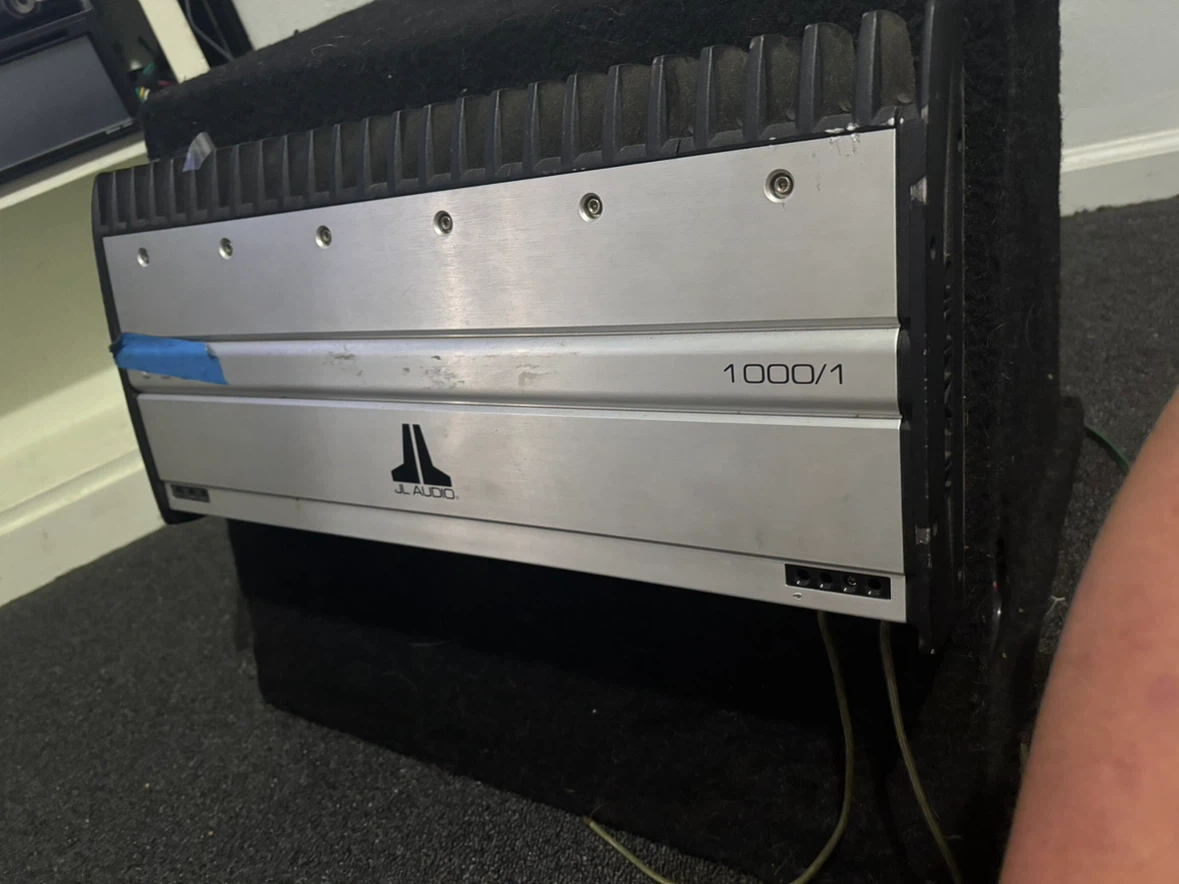 Car Audio Bundle: Pioneer Subwoofer, JL Audio Amp, Boss Unit - photo 5