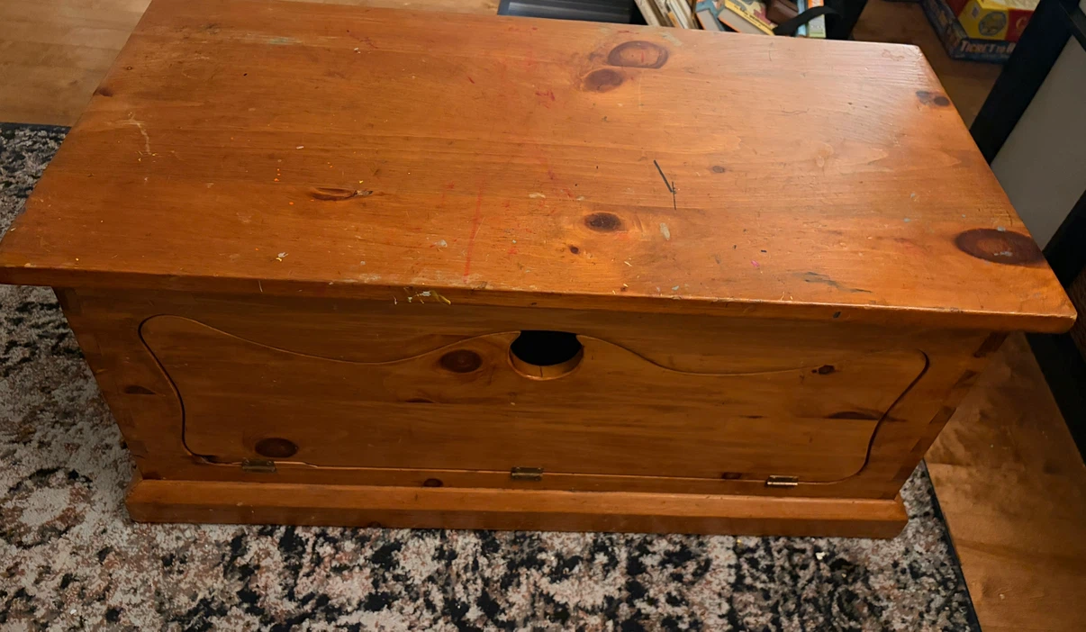 Vintage solid pine wood storage chest - photo 4