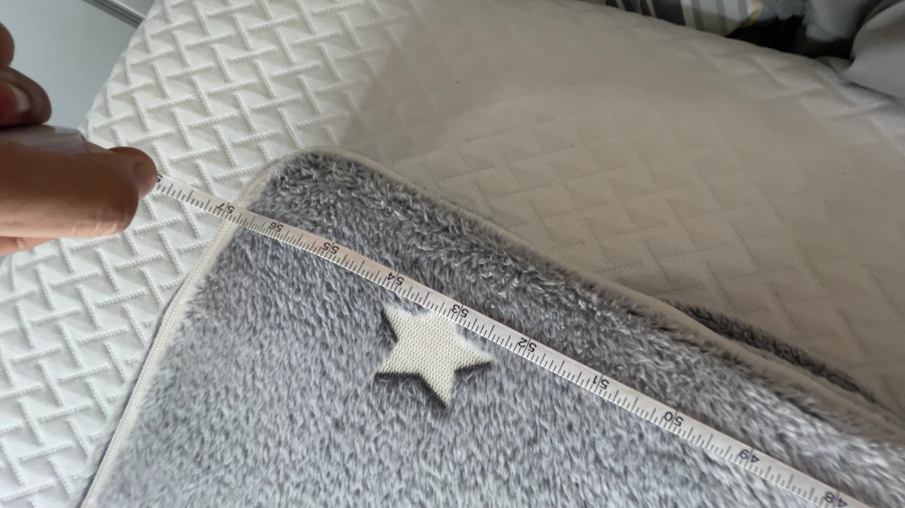 3 Grey Star Print Soft Cushion Covers - photo 4