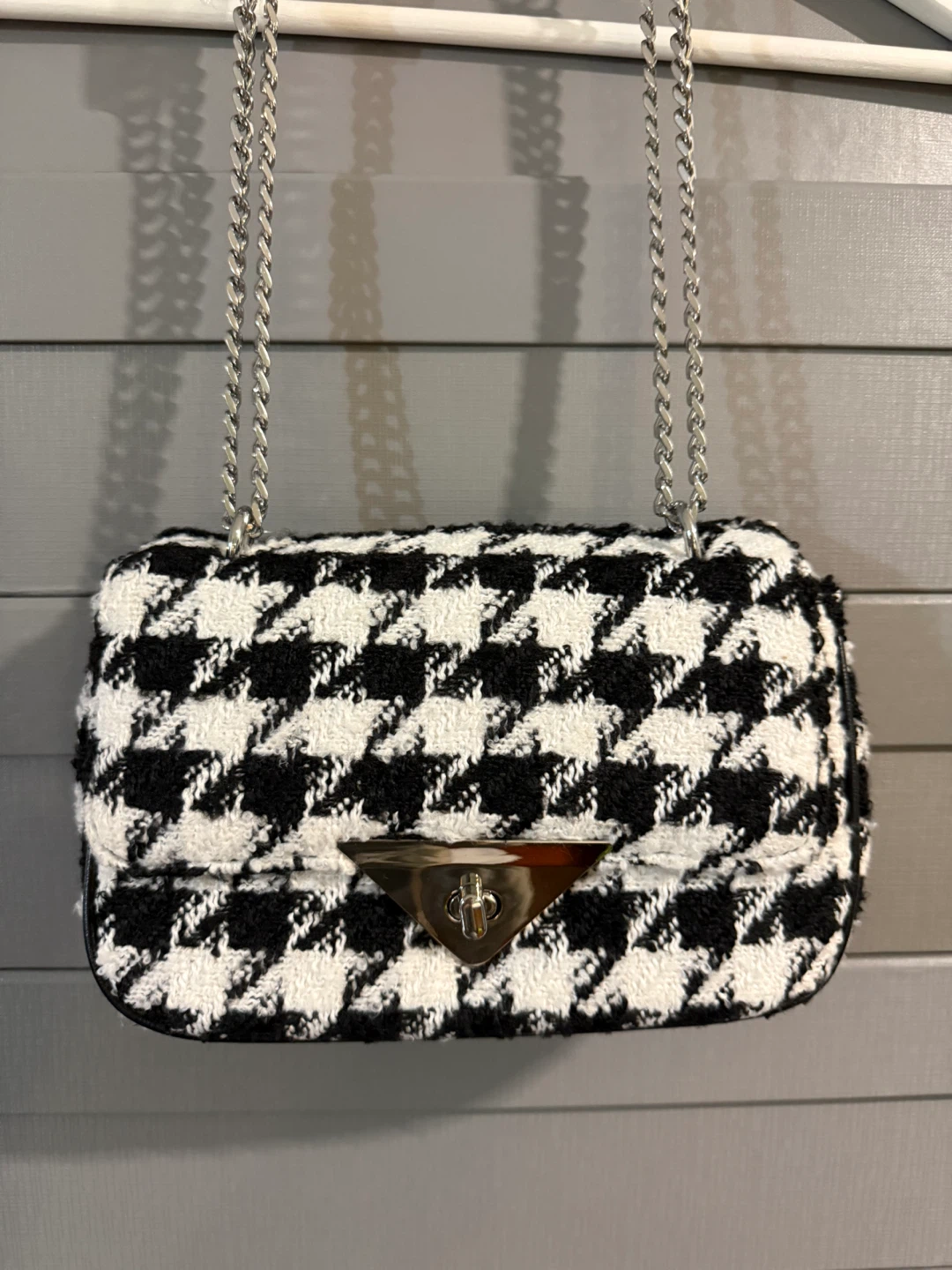 Chain Shoulder Bag - photo 3