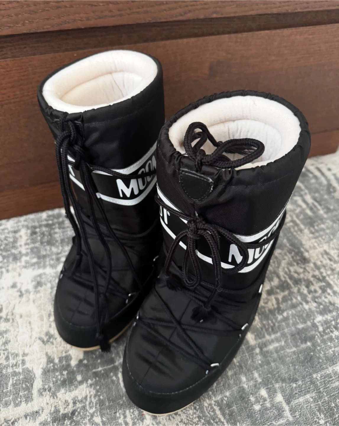 Moon Boot winter boots black