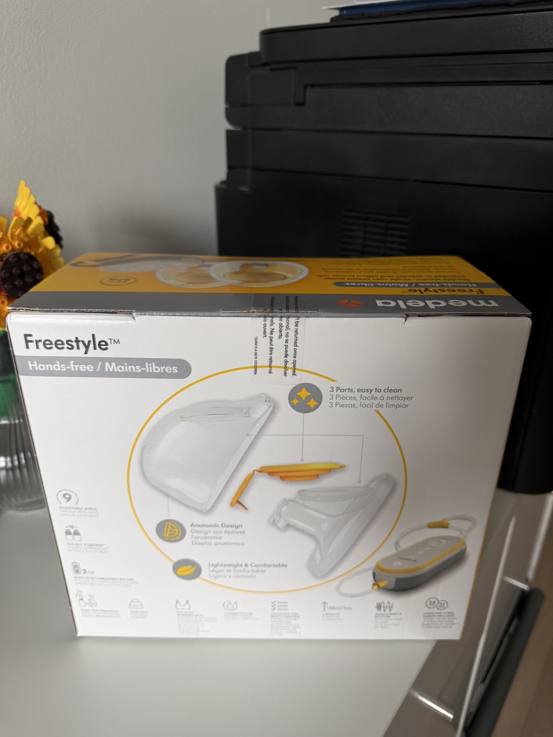 Medela breast pump - photo 2