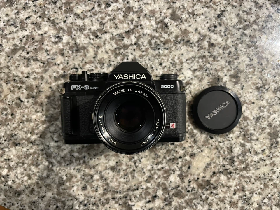 Yashica FX-3 Super 2000 - photo 2