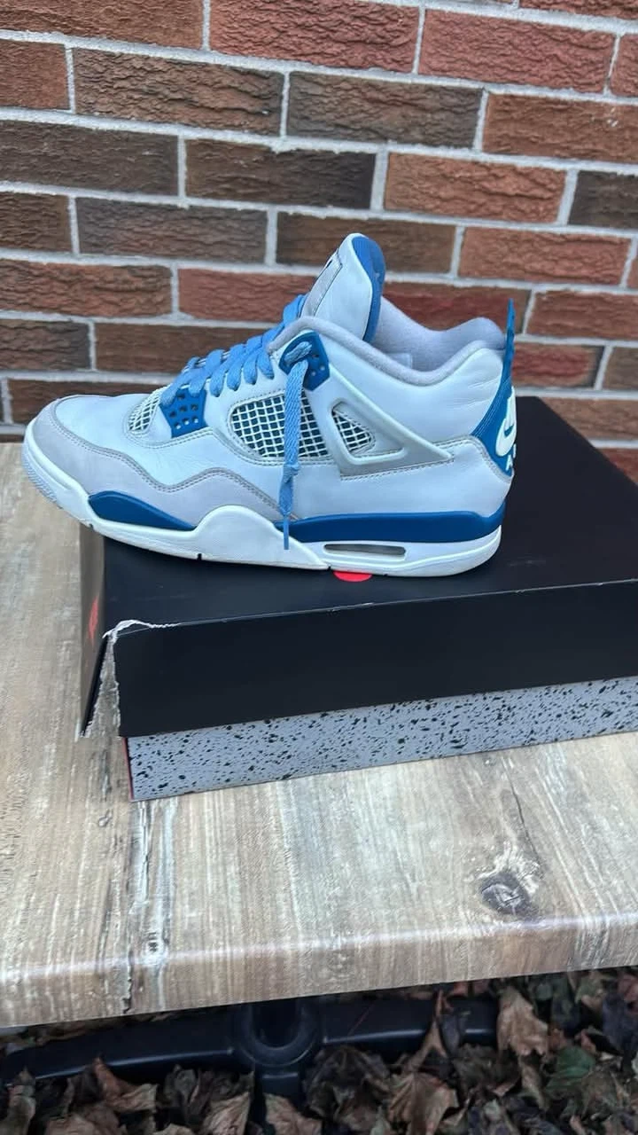 Nike Air Jordan 4 Military Blue - photo 2