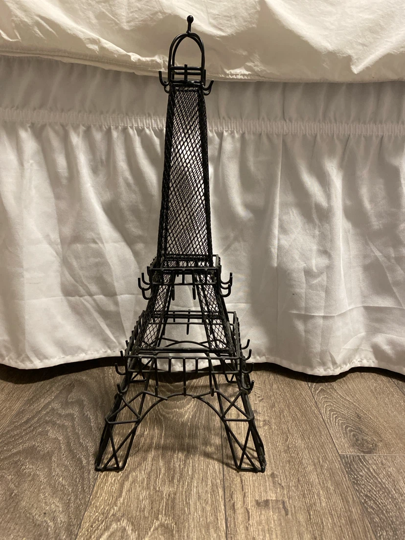 Eiffel Tower Jewellery Organizer