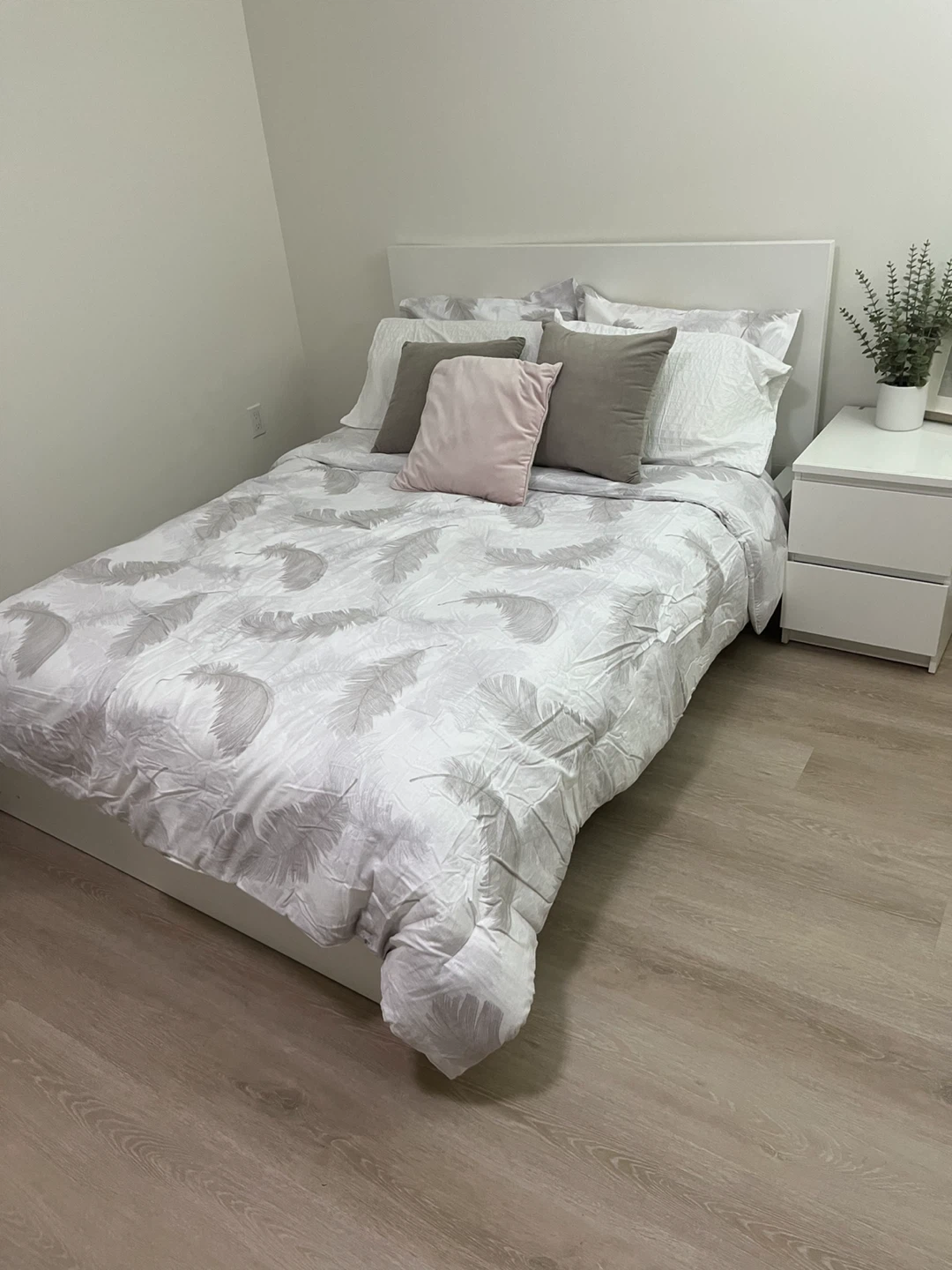 Feather Flannel Queen Double Comforter Bedding - photo 4