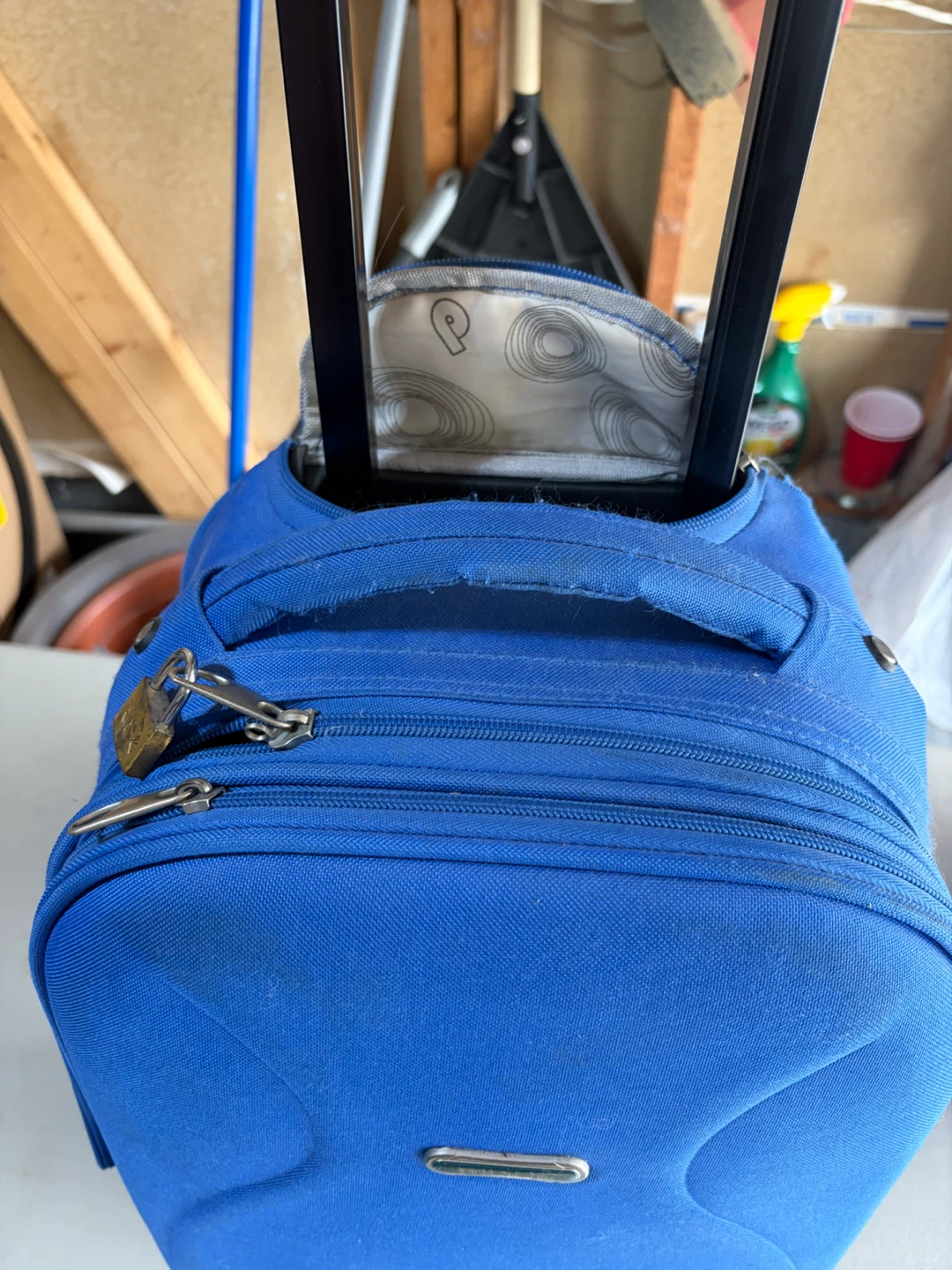 Carry on suitcase - photo 2