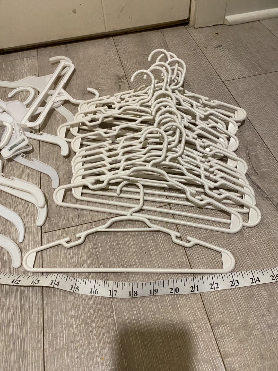 33 White  plastic  clothes Hangers