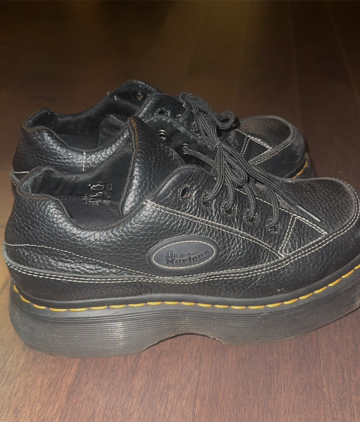 dr martens black platform shoes - photo 2