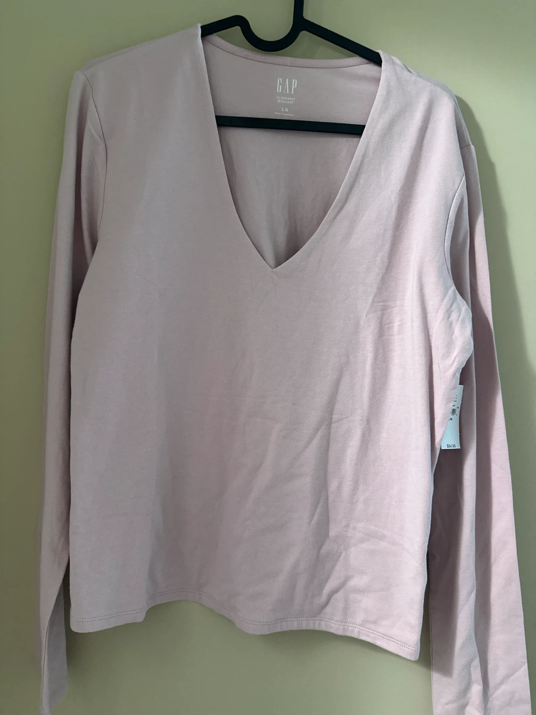 New Gap Long Sleeve V-Neck Top