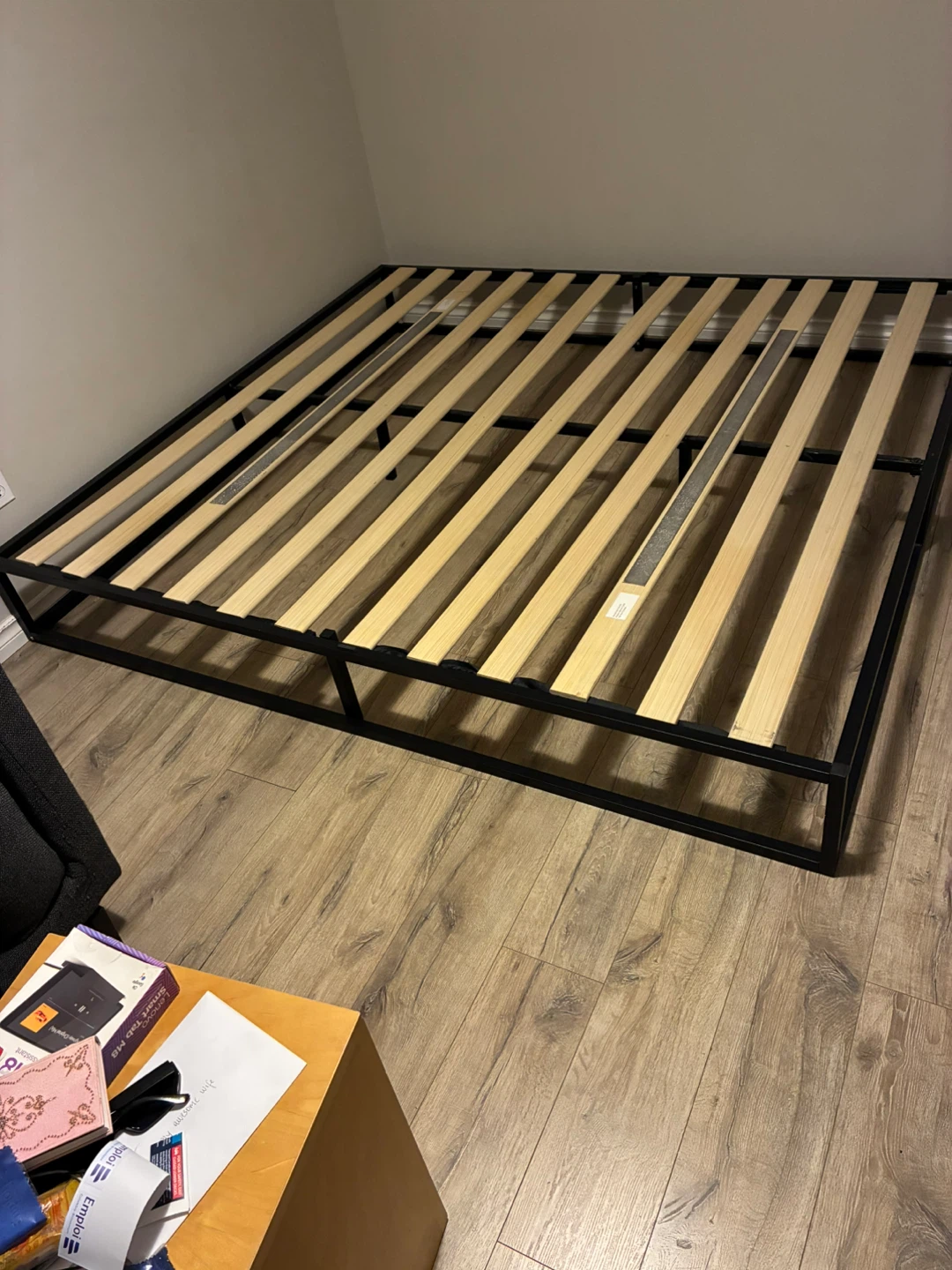 Kind size bed frame