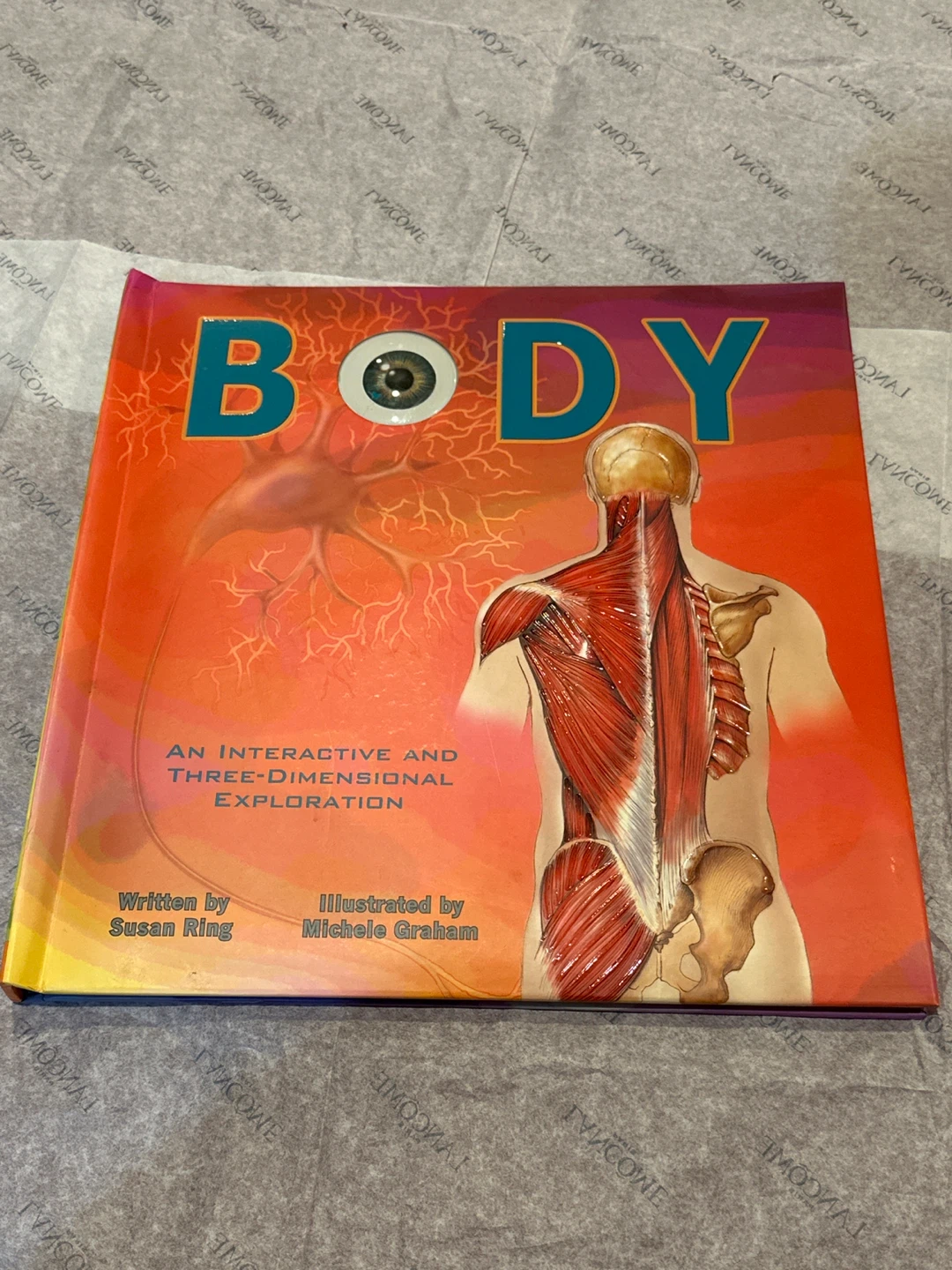 Body: An Interactive and Three-Dimensional Exploration Book
