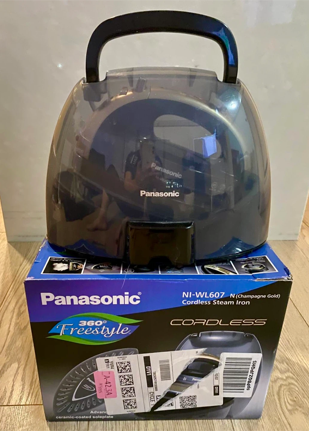 Panasonic NI-WL607 Cordless Steam Iron - photo 2