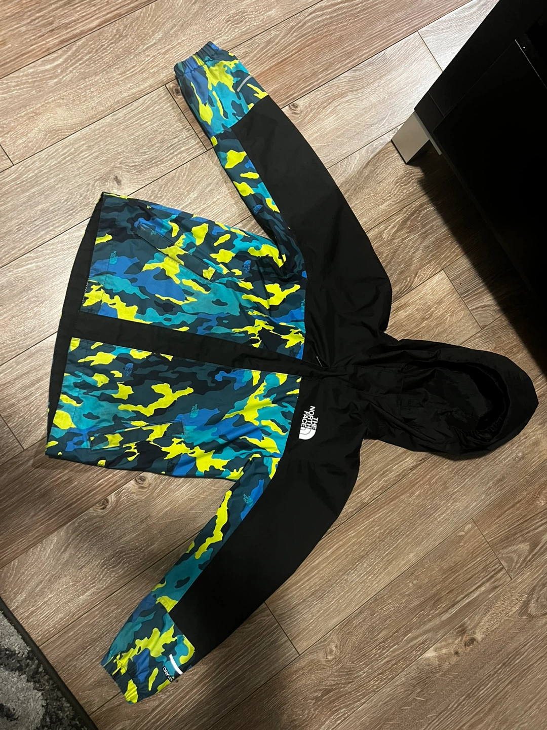 The North Face Boys Camo Jacket Size 7/8