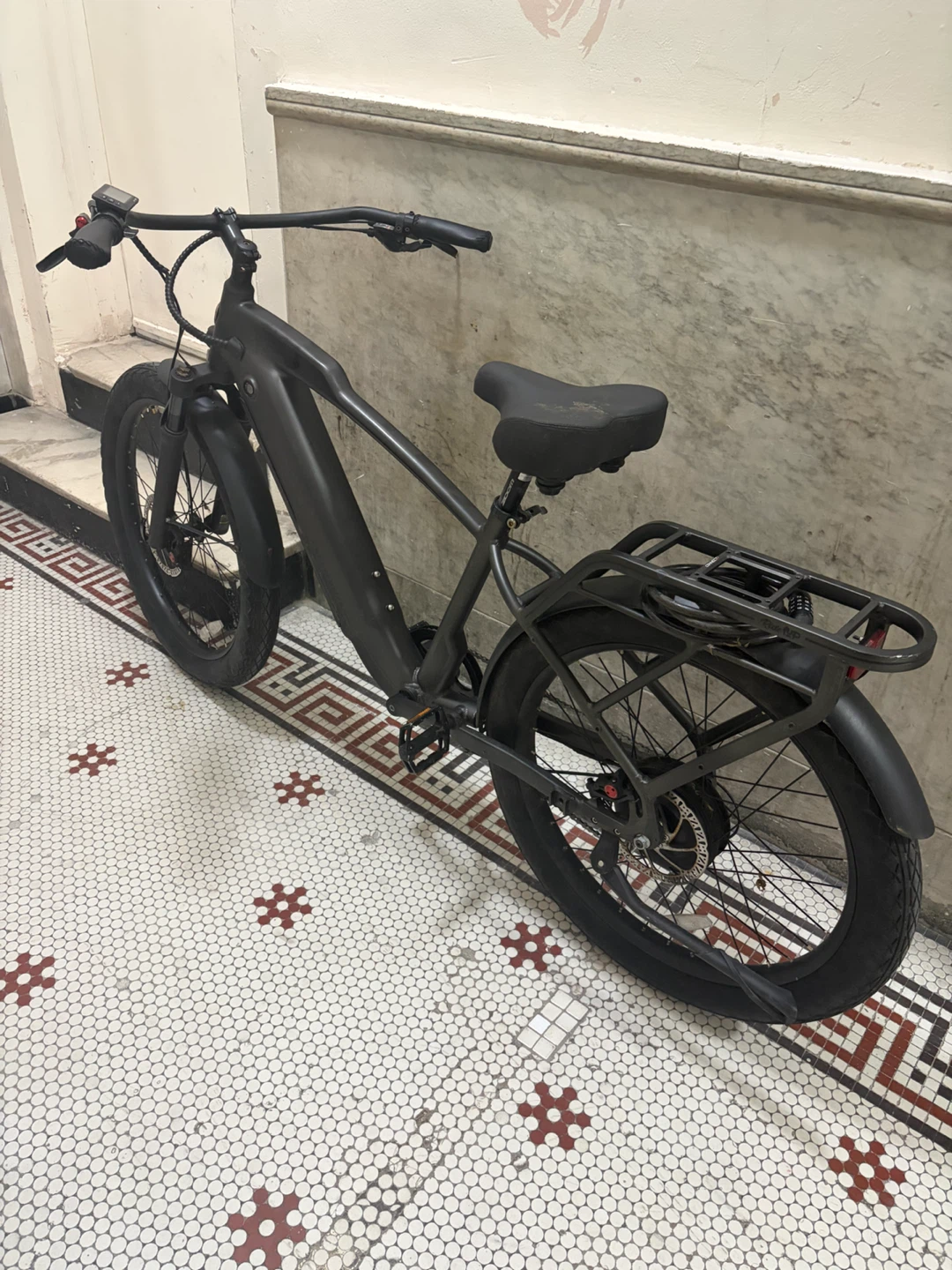 Ride1Up Cafe Cruiser Electric Bike - photo 2