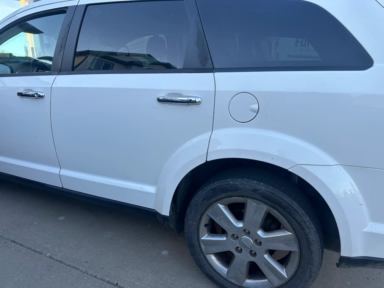 Dodge Journey SUV - photo 2