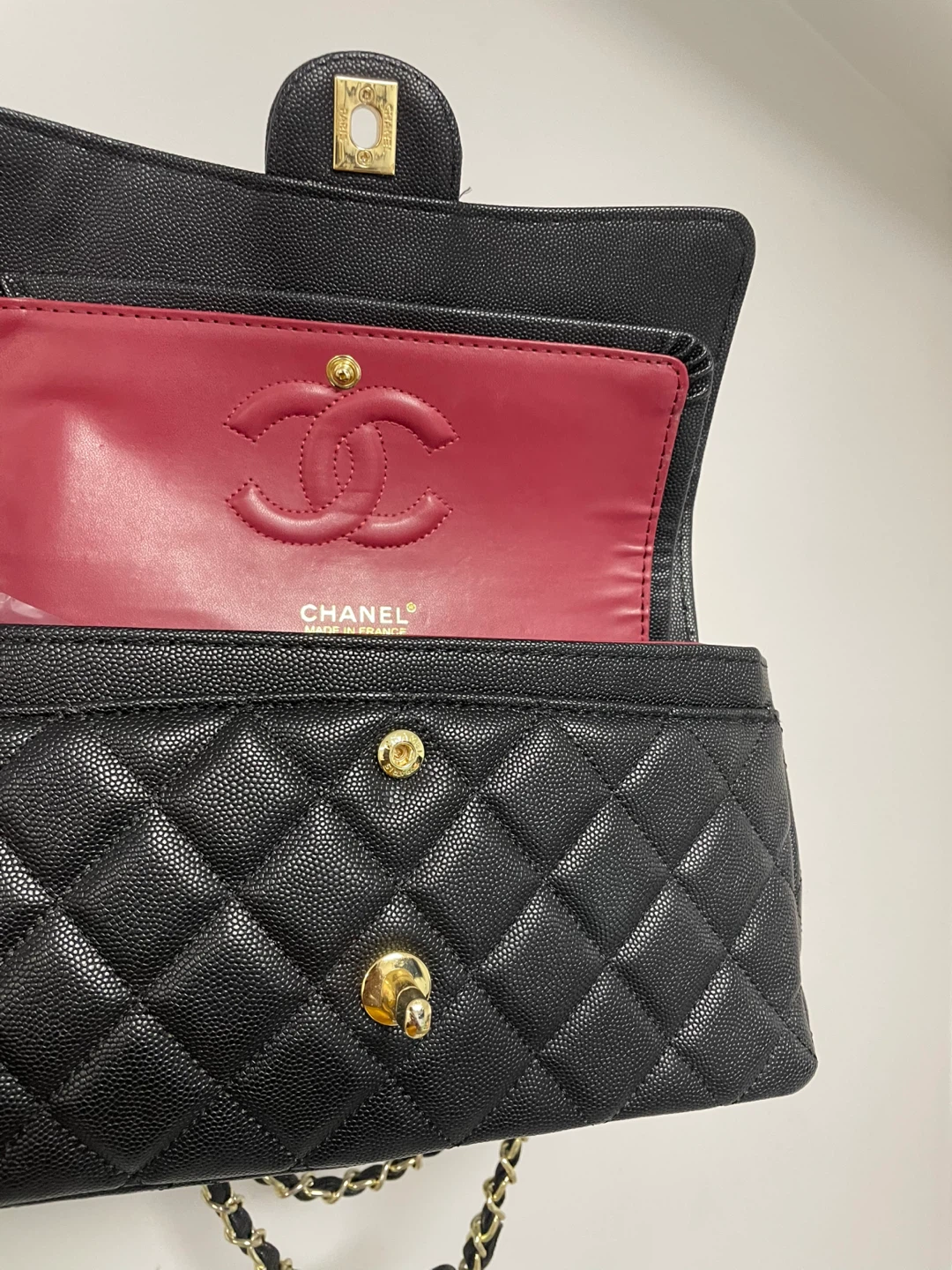 Chanel Quilted Caviar Leather Flap Bag - photo 3