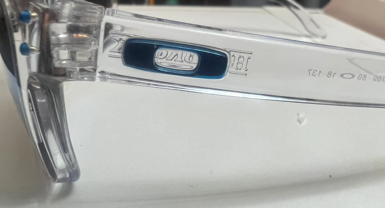 Oakley Sunglasses Transparent Frame - photo 4