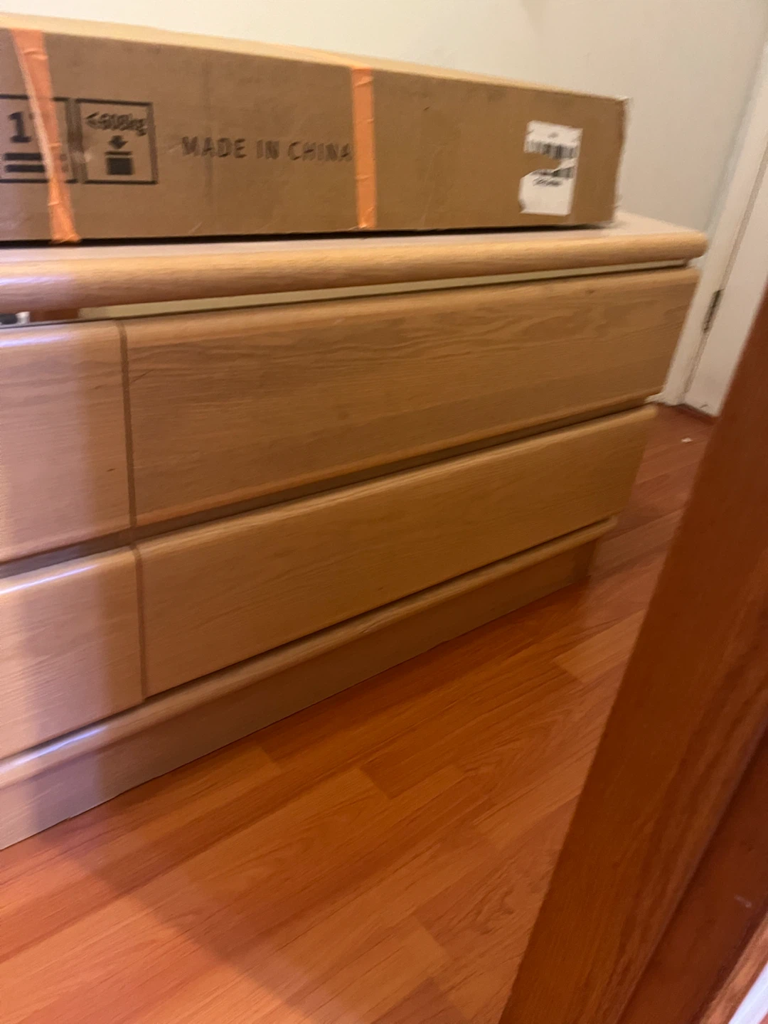 Light Wood 4-Drawer Dresser - photo 3