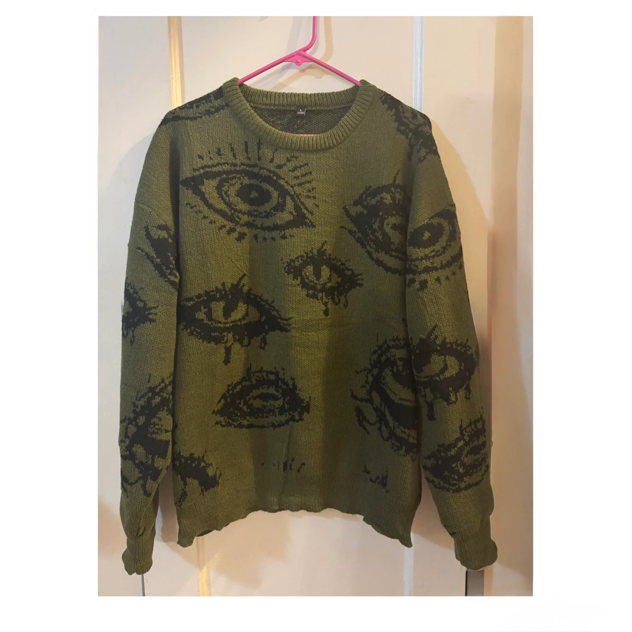 Brand new Size L Women Goth Aesthetic Eye Print Crewneck Sweater - photo 3