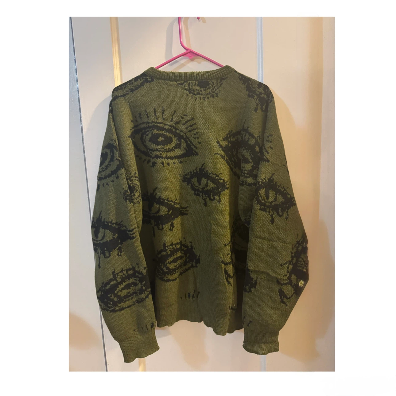 Brand new Size L Women Goth Aesthetic Eye Print Crewneck Sweater - photo 4