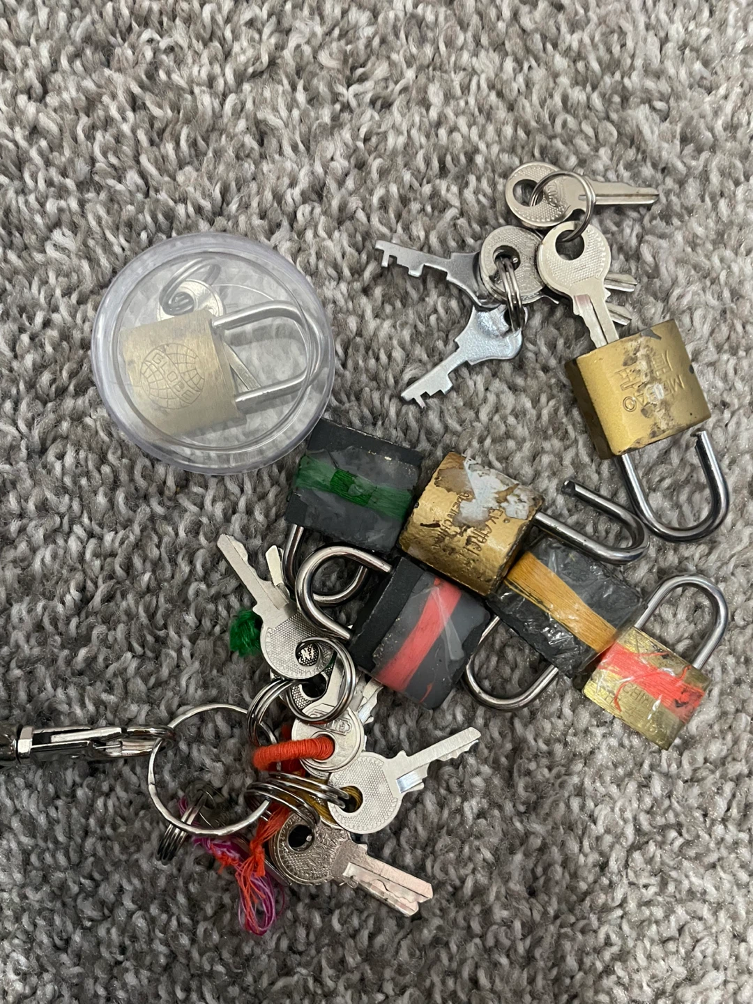 Travel locks