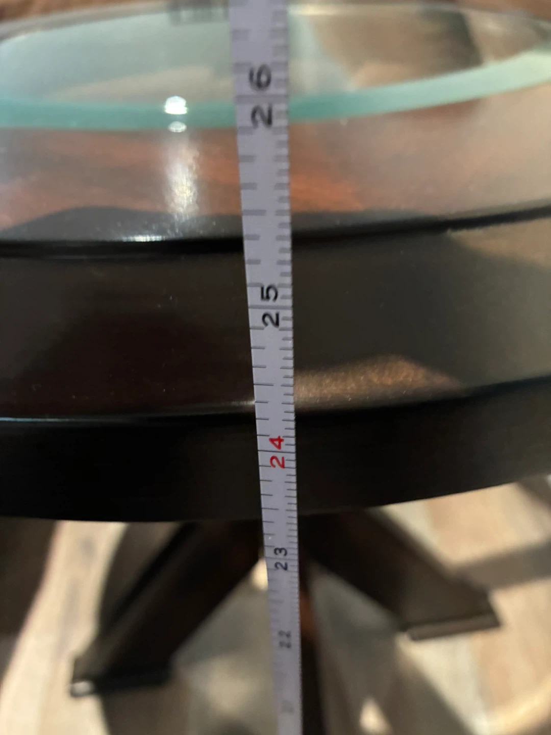 Round wooden side table with glass insert - photo 2