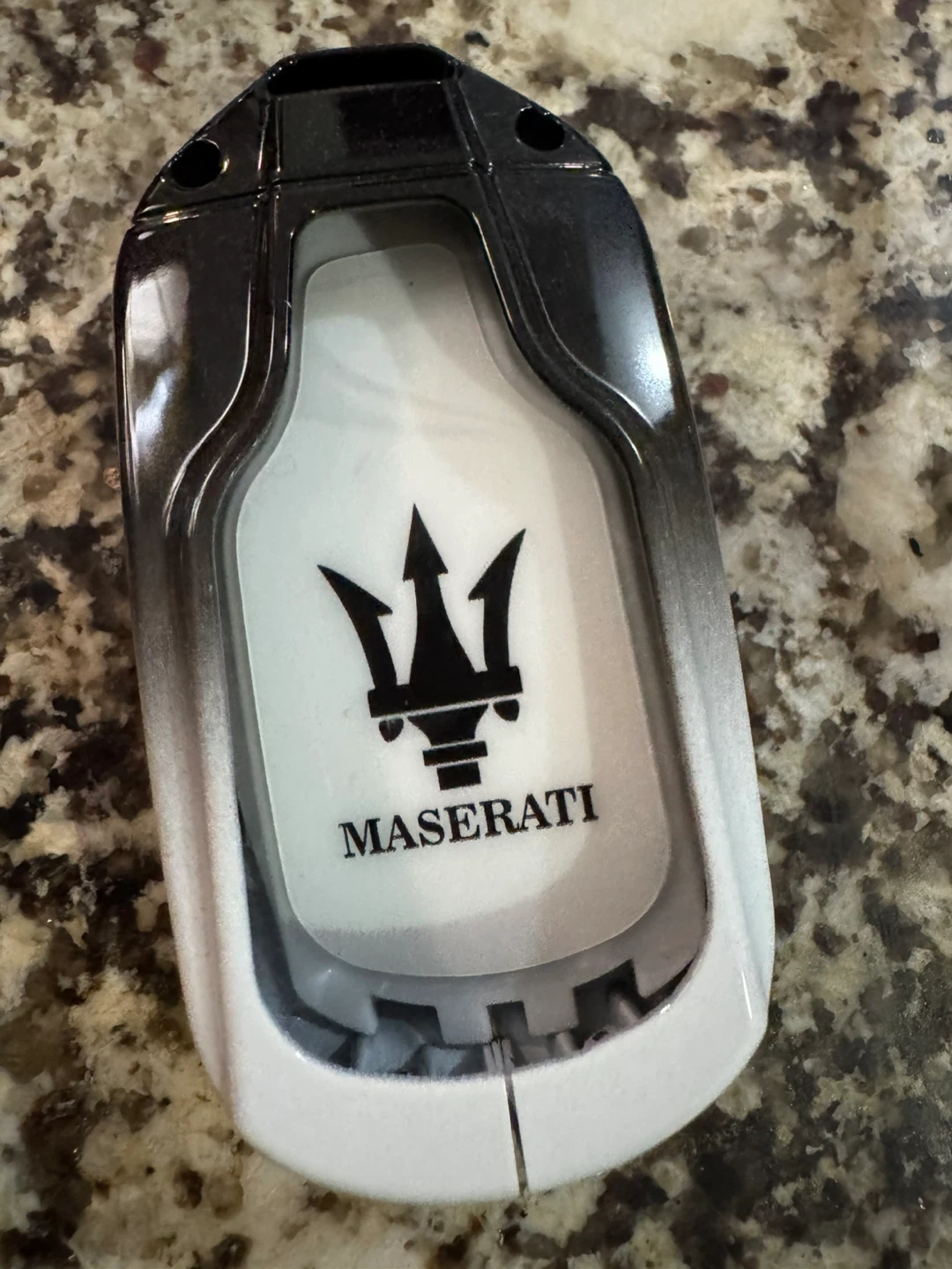 Designer’s Haute Couture Maserati Key Fob Cover Case - photo 3