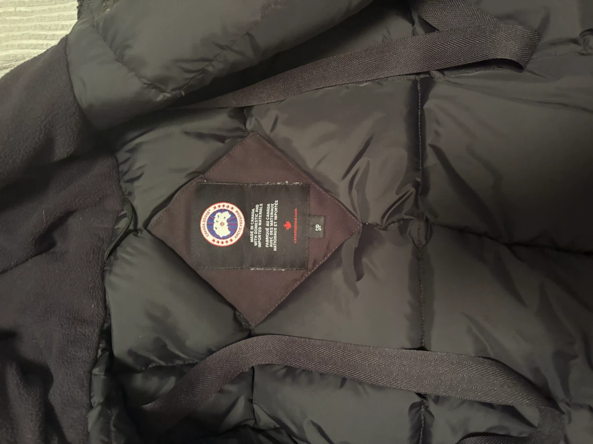 Canada Goose Parka Jacket - photo 2