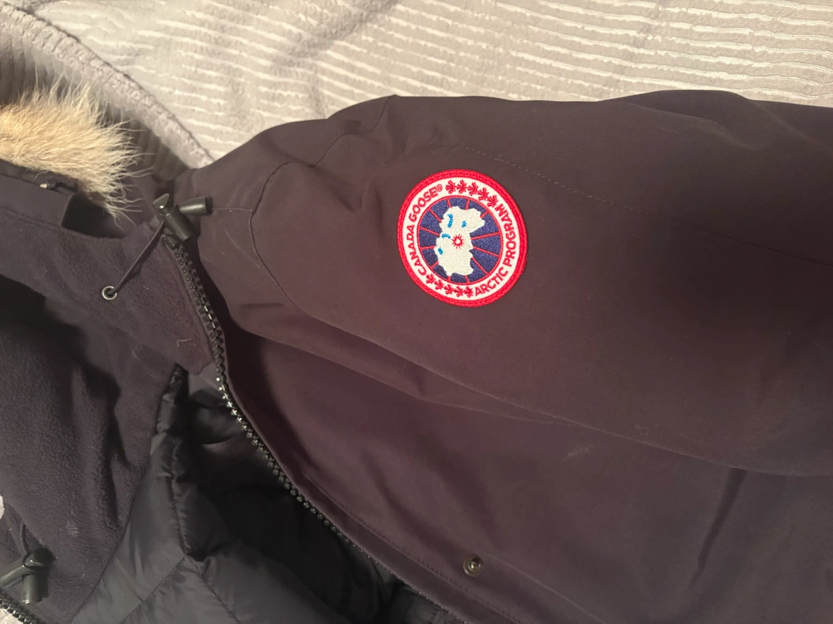 Canada Goose Parka Jacket - photo 4