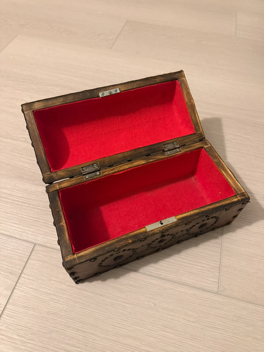 Vintage Spanish Revival Leather Treasure Box/Chest - photo 3
