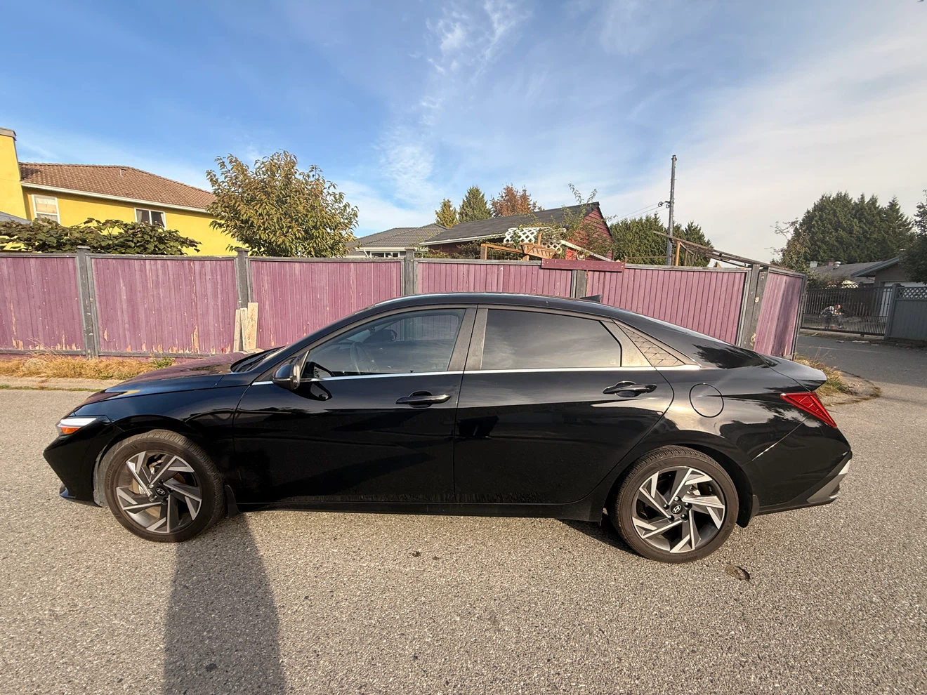 2025 Hyundai Elantra Luxury - photo 3