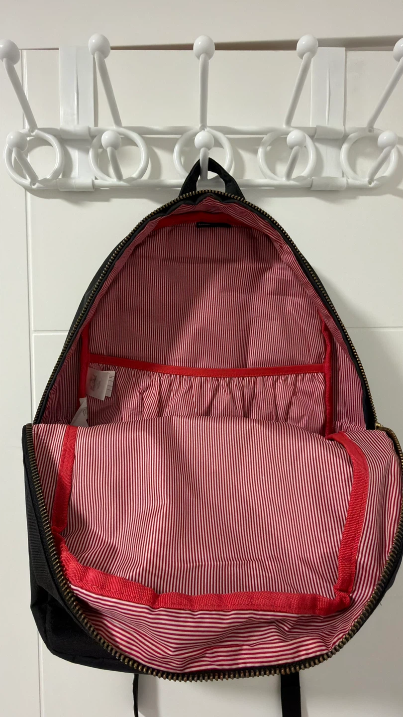 Herschel Black Backpack - photo 2